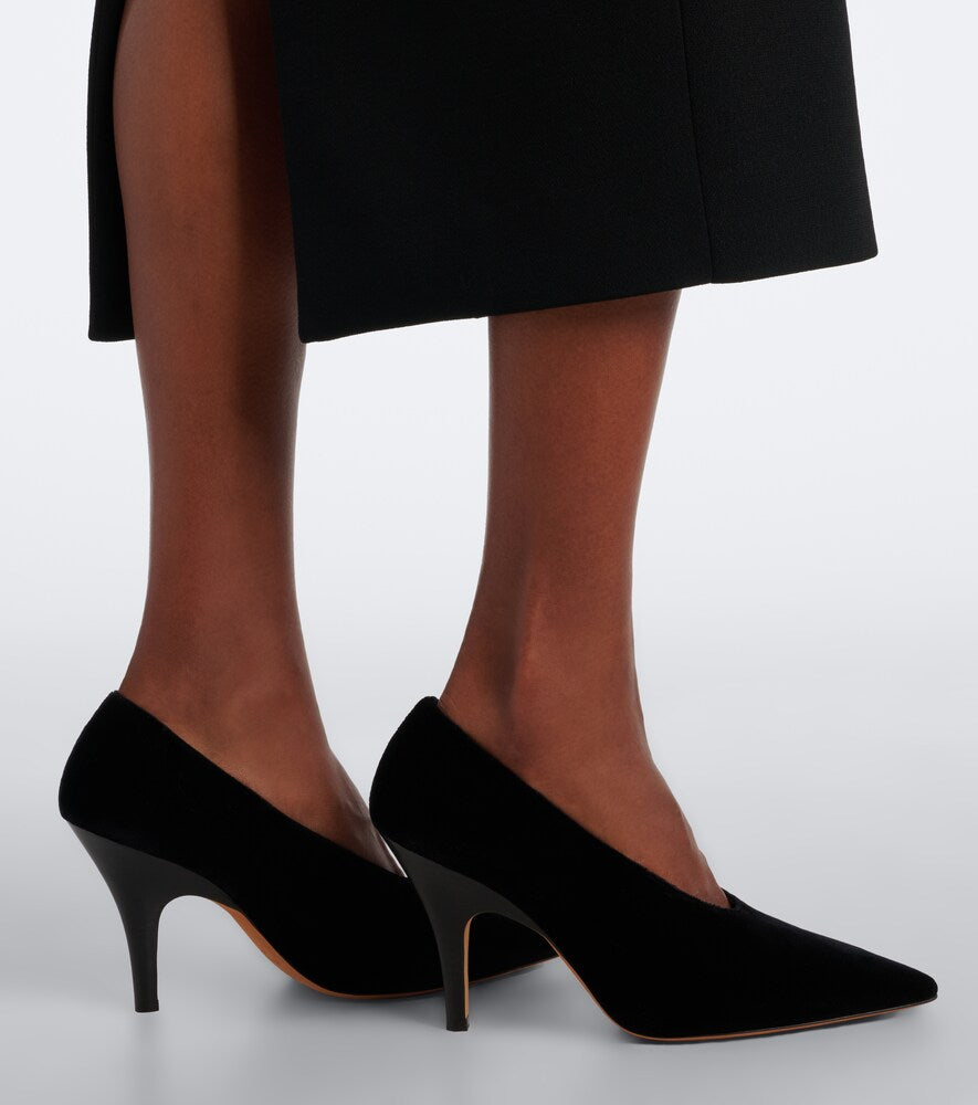 Le Monde Beryl Petra velvet pumps