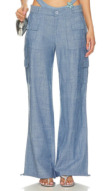 Leslie Amon Cargo Pants in Blue - Pantalon cargo Leslie Amon en bleu - Leslie Amon 蓝色工装裤 - Leslie Amon Cargohose in Blau - Leslie Amon 카고 팬츠 블루 색상 - Pantaloni cargo Leslie Amon in blu