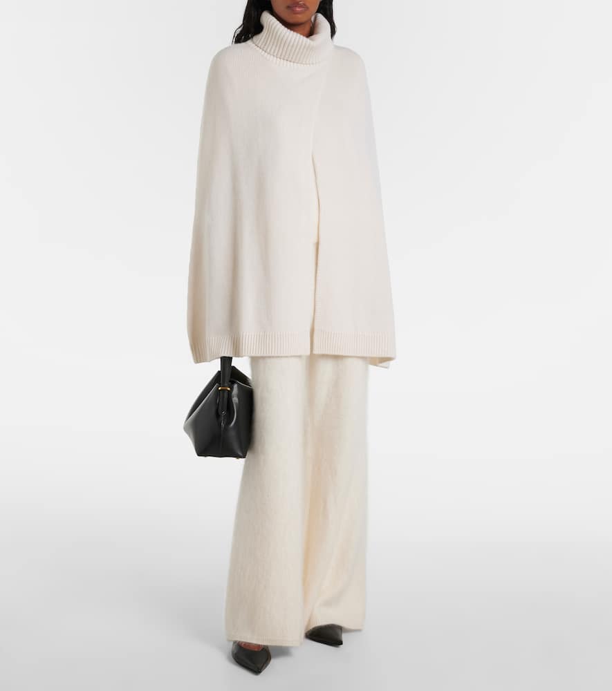 Lisa Yang Annie cashmere poncho
