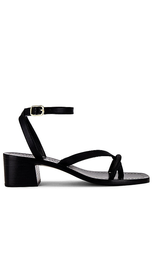 Loeffler Randall Eloise Sandal in Black - Loeffler Randall Sandale Eloise en noir - Loeffler Randall Eloise 黑色凉鞋 - Loeffler Randall Eloise Sandale in Schwarz - Loeffler Randall 엘로이즈 샌들블랙 색상 - Sandalo Loeffler Randall Eloise in nero