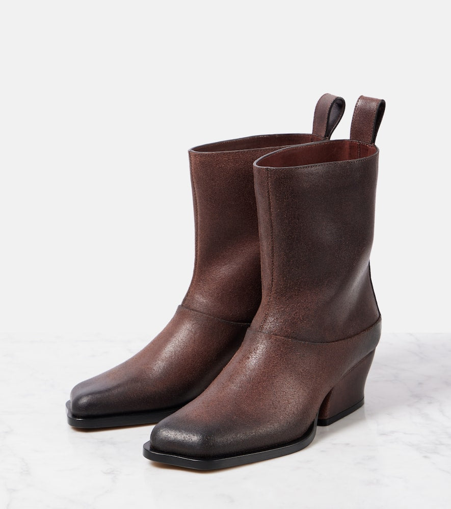 Loewe Onda 45 leather ankle boots