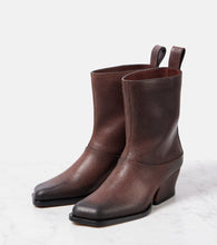 Loewe Onda 45 leather ankle boots