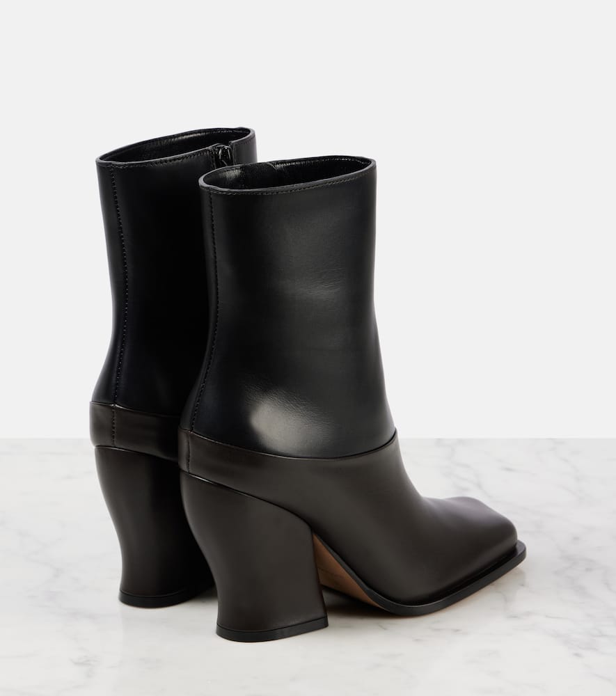Loewe Onda leather ankle boots