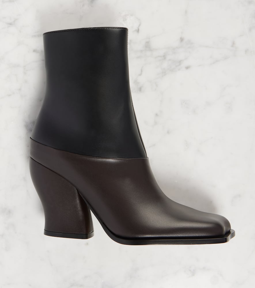 Loewe Onda leather ankle boots