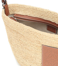 Loewe Paula√¢¬Ä¬ôs Ibiza Slit shoulder bag