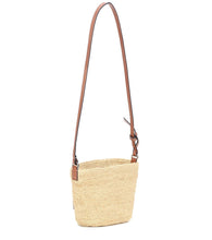 Loewe Paula√¢¬Ä¬ôs Ibiza Slit shoulder bag