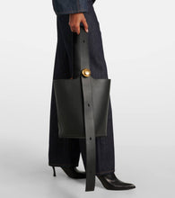 Loewe Pebble Medium leather bucket bag