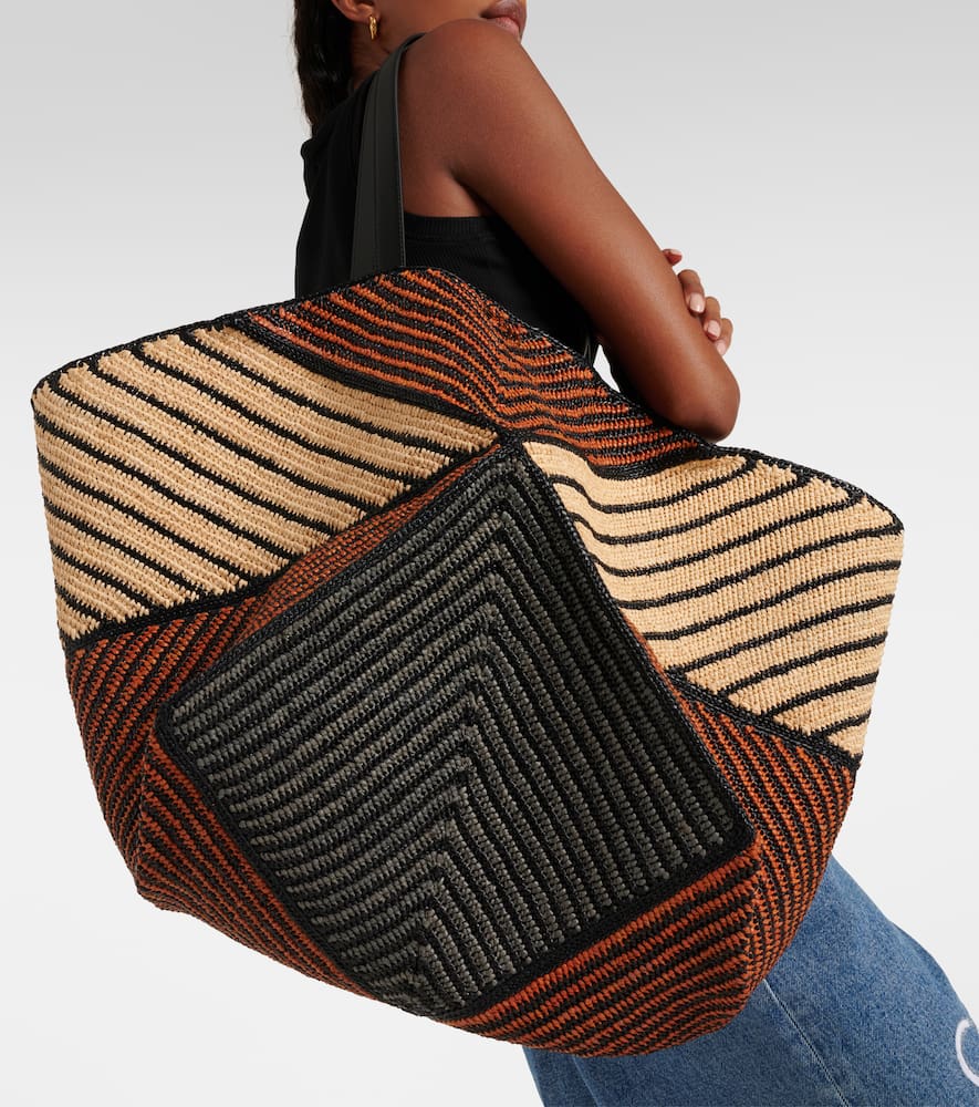 Loewe Puzzle Fold XXL raffia tote bag