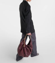 Loewe Squeeze Medium leather shoulder bag