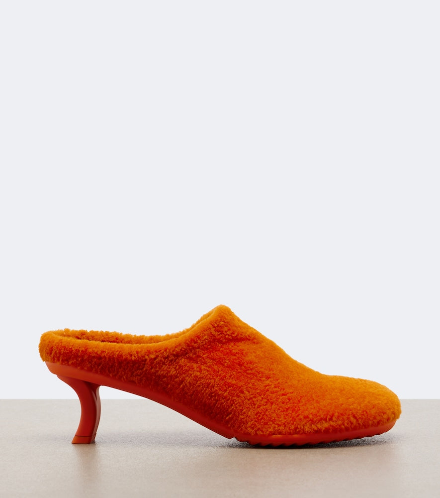 Loewe Dive shearling mules (Orange) - Mid Heel Pumps