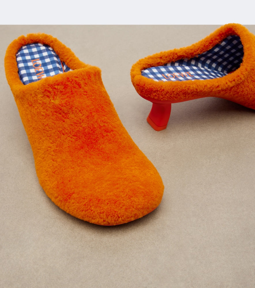 Loewe Dive shearling mules (Orange) - Mid Heel Pumps