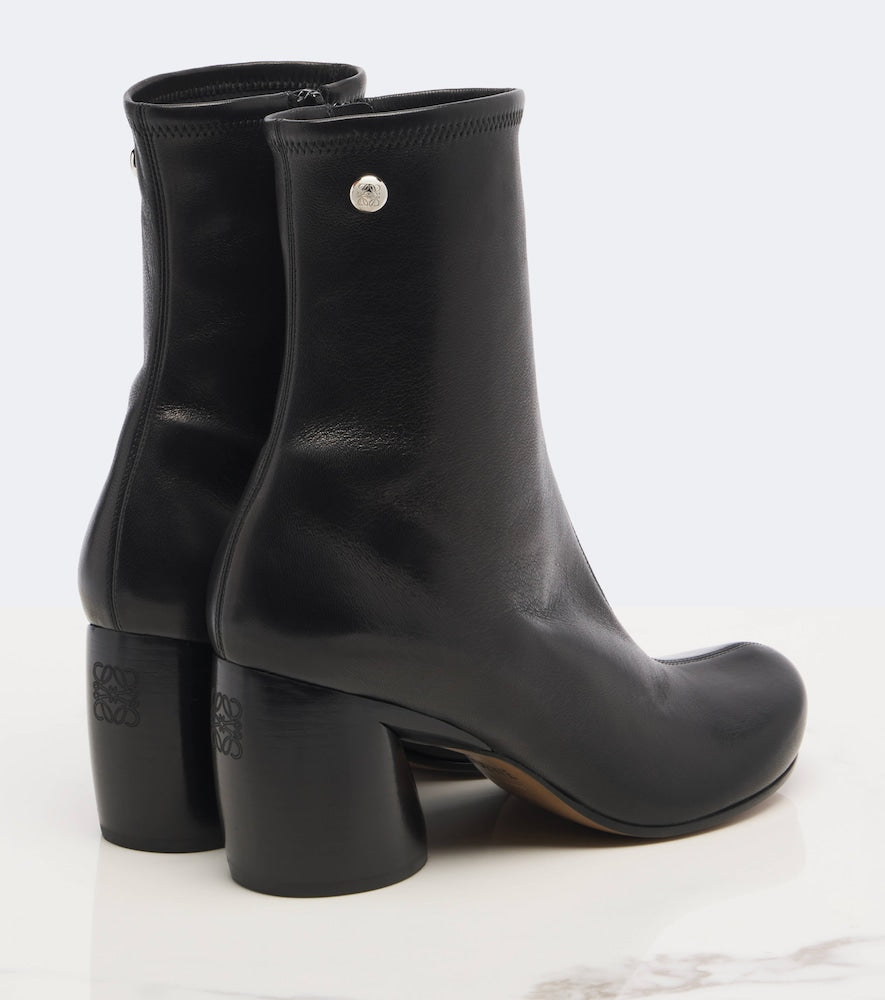 Loewe Oval leather ankle boots - Black Mid Heels