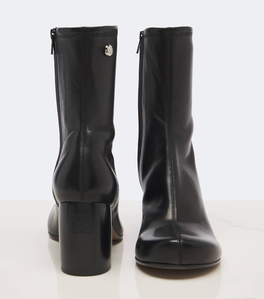 Loewe Oval leather ankle boots - Black Mid Heels