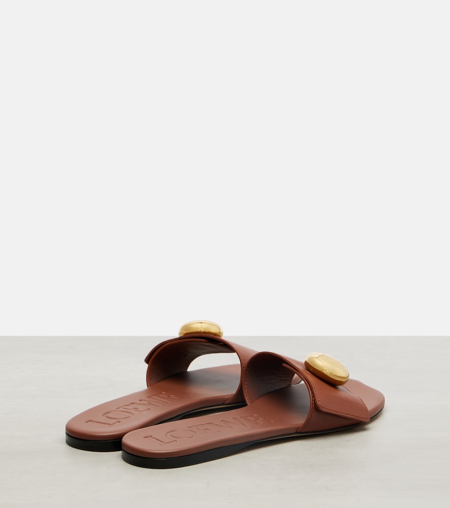 Loewe Pebble leather slides - Brown Slides