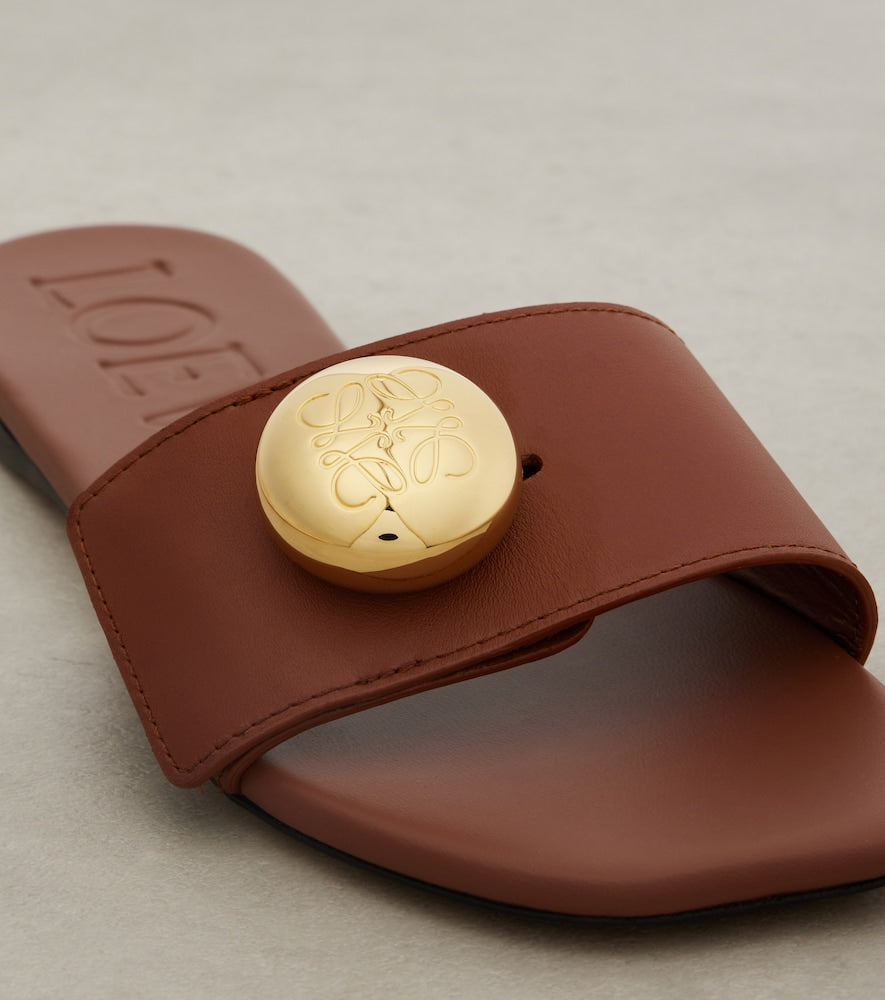 Loewe Pebble leather slides - Brown Slides