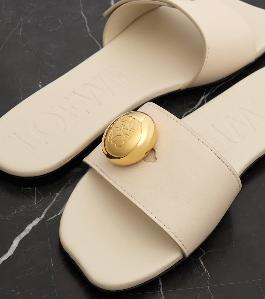 Loewe Pebble leather slides - White Slides