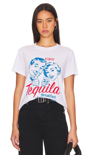 Los Sundays The Breakfast Tee in White - T-shirt Los Sundays The Breakfast en blanc - Los Sundays 白色早餐 T 恤 - Los Sundays Das Frühstücks-T-Shirt in Weiß - Los Sundays 더 브렉퍼스트 티셔츠 - Los Sundays La maglietta della colazione in bianco