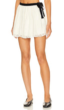 LoveShackFancy Dame Skirt in White - Jupe LoveShackFancy Dame en blanc - LoveShackFancy Dame 白色裙子 - LoveShackFancy Dame Rock in Weiß - LoveShackFancy 데임 스커트 - Gonna LoveShackFancy Dame in bianco