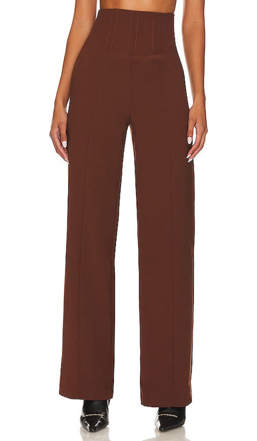 Lovers and Friends Abby High Rise Pant in Brown - Lovers and Friends Abby - Pantalon taille haute en marron - Lovers and Friends Abby 棕色高腰裤 - Lovers and Friends Abby High Rise Hose in Braun - Lovers and Friends Abby 하이라이즈 팬츠 브라운 색상 - Pantaloni a vita alta Abby di Lovers and Friends in marrone