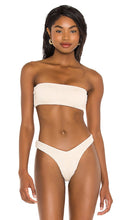 Lovers and Friends Devaney Top in Nude - Lovers and Friends - Haut Devaney en nu - 恋人和朋友 Devaney 裸体上衣 - Lovers and Friends Devaney Top in Nude - Lovers and Friends Devaney 탑 - Amanti e amici Devaney Top in nudo