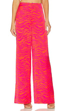 Lovers and Friends Eiden Pant in Red - Pantalon Eiden Lovers and Friends en rouge - Lovers and Friends Eiden 红色长裤 - Lovers and Friends Eiden Hose in Rot - Lovers and Friends Eiden 팬츠 - Amanti e amici Eiden Pant in rosso