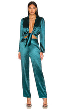 Lovers and Friends Kendall Jumpsuit in Dark Green - Combinaison Kendall Lovers and Friends en vert foncé - 恋人和朋友肯德尔深绿色连身裤 - Lovers and Friends Kendall Jumpsuit in Dunkelgrün - Lovers and Friends Kendall 점프수트 - Tuta Kendall Lovers and Friends in verde scuro