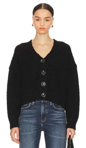 Lovers and Friends Lili Button Front Cardigan in Black - Lovers and Friends - Cardigan Lili boutonné sur le devant en noir - Lovers and Friends Lili 黑色纽扣前开衫 - Lovers and Friends Lili-Cardigan mit Knopfleiste vorne in Schwarz - Lovers and Friends Lili 버튼 프론트 가디건 블랙 색상 - Cardigan frontale con bottoni Lili di Lovers and Friends in nero