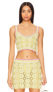 Lovers and Friends Meadow Crochet Top in Yellow - Lovers and Friends - Haut au crochet Meadow en jaune - Lovers and Friends Meadow 黄色钩针上衣 - Lovers and Friends Meadow Häkeltop in Gelb - Lovers and Friends Meadow 크로셰 탑 - Top all'uncinetto Lovers and Friends Meadow in giallo