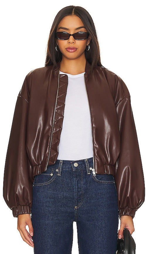 Lovers and Friends x Rachel Ana Faux Leather Bomber Jacket in Brown - Lovers and Friends x Rachel Ana - Blouson aviateur en similicuir marron - Lovers and Friends x Rachel Ana 棕色人造皮革飞行员夹克 - Lovers and Friends x Rachel Ana Bomberjacke aus Kunstleder in Braun - Lovers and Friends x Rachel Ana 인조 가죽 봄버 재킷 브라운 색상 - Giubbotto bomber in ecopelle Lovers and Friends x Rachel Ana in marrone