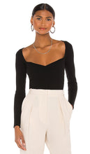 MAJORELLE Salone Sweater in Black - Pull MAJORELLE Salone en Noir - MAJORELLE Salone 黑色毛衣 - MAJORELLE Salone Pullover in Schwarz - MAJORELLE Salone 스웨터블랙 색상 - Maglione MAJORELLE Salone in nero