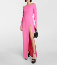 M√É¬¥not Off-the-shoulder gown