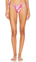 MIKOH Belona Bikini Bottom in Pink - Bas de bikini MIKOH Belona en rose - MIKOH Belona 粉色比基尼泳裤 - MIKOH Belona Bikinihose in Rosa - MIKOH 벨로나 비키니 하의 핑크 색상 - Slip bikini MIKOH Belona in rosa
