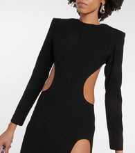 MÔNOT Cutout side-slit gown