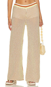 MONROW Crochet Wide Leg Pants in Yellow - MONROW Pantalon large au crochet en jaune - MONROW 黄色钩编阔腿裤 - MONROW Häkelhose mit weitem Bein in Gelb - MONROW 크로셰 와이드 레그 팬츠 옐로우 색상 - MONROW Pantaloni a gamba larga all'uncinetto in giallo