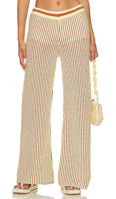 MONROW Crochet Wide Leg Pants in Yellow - MONROW Pantalon large au crochet en jaune - MONROW 黄色钩编阔腿裤 - MONROW Häkelhose mit weitem Bein in Gelb - MONROW 크로셰 와이드 레그 팬츠 옐로우 색상 - MONROW Pantaloni a gamba larga all'uncinetto in giallo