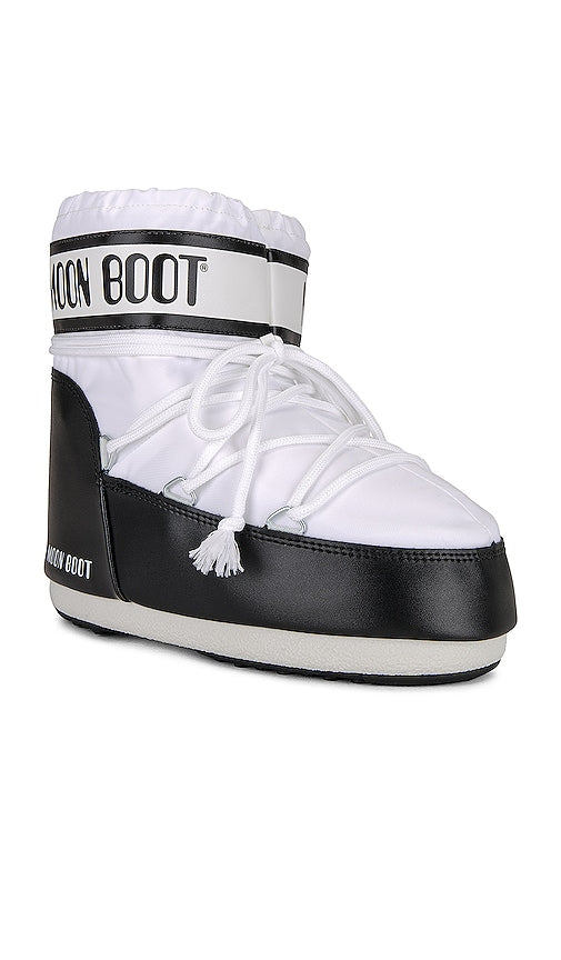 MOON BOOT Icon Low Nylon Boot in Black,White