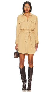 MOTHER The Cadet Mini Shirt Dress in Neutral - MOTHER The Cadet - Robe chemise courte en neutre - MOTHER The Cadet 中性色迷你衬衫连衣裙 - MOTHER The Cadet Mini-Hemdkleid in Neutral - MOTHER The Cadet 미니 셔츠 드레스 - MADRE Il mini abito chemisier cadetto in colore neutro