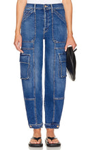 MOTHER The Curbside Cargo in Blue - MOTHER Le trottoir cargo en bleu - MOTHER 蓝色路边货物 - MUTTER Die Curbside Cargo in Blau - MOTHER 블루 컬러의 The Curbside Cargo - MADRE Il carico sul marciapiede in blu