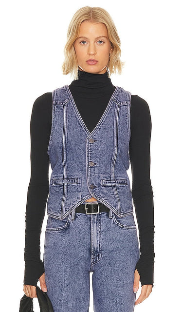 MOTHER The Masked Rider in Purple - MÈRE Le Cavalier Masqué en Violet - MOTHER 假面骑士 紫色 - MUTTER Der maskierte Reiter in Lila - 마더(MOTHER) 보라색 가면을 쓴 라이더 - MADRE Il Cavaliere Mascherato in Viola