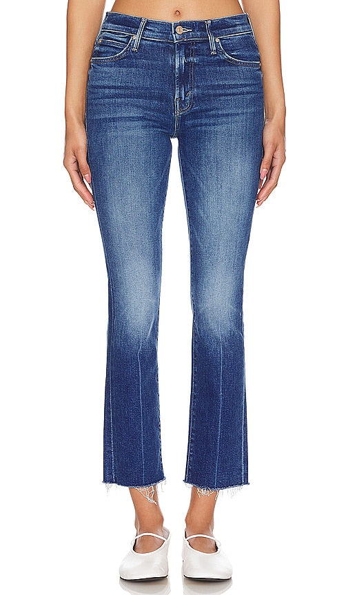 MOTHER The Rascal Ankle Fray in Blue - MÈRE The Rascal Ankle Fray en bleu - MOTHER The Rascal 蓝色脚踝磨损 - MUTTER The Rascal Ankle Fray in Blau - MOTHER The Rascal 앵클 프레이 블루 색상 - MADRE Il mascalzone alla caviglia in blu