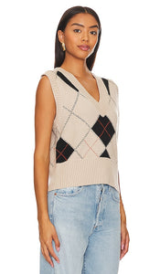 MORE TO COME Kenny Argyle Vest in Neutral