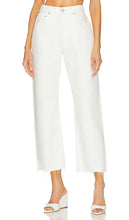 Moussy Vintage Aurora Wide Straight in White - Moussy Vintage Aurora coupe droite large en blanc - Moussy 复古 Aurora 宽直筒白色 - Moussy Vintage Aurora Wide Straight in Weiß - Moussy Vintage 오로라 와이드 스트레이트 화이트 색상 - Moussy Vintage Aurora Wide Dritto in bianco