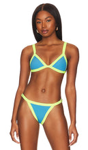 Maaji Hyacinth Reversible Bikini Top in Blue - Haut de bikini réversible Maaji Hyacinth en bleu - Maaji Hyacinth 蓝色双面比基尼上衣 - Maaji Hyacinth Wende-Bikinioberteil in Blau - Maaji Hyacinth 리버서블 비키니 탑 블루 색상 - Top bikini reversibile Maaji Hyacinth in blu