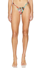 Maaji Reversible Gea Bikini Bottom in Peach - Bas de bikini réversible Gea Maaji en pêche - Maaji 桃色 Gea 双面比基尼泳裤 - Wende-Bikinihose „Gea“ von Maaji in Pfirsich - Maaji 리버서블 GEA 비키니 하의 - Slip bikini reversibile Maaji Gea color pesca