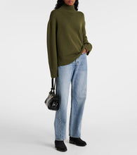 Manolo Blahnik Chelata suede Chelsea boots