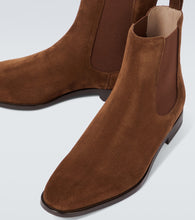 Manolo Blahnik Delsa suede Chelsea boots