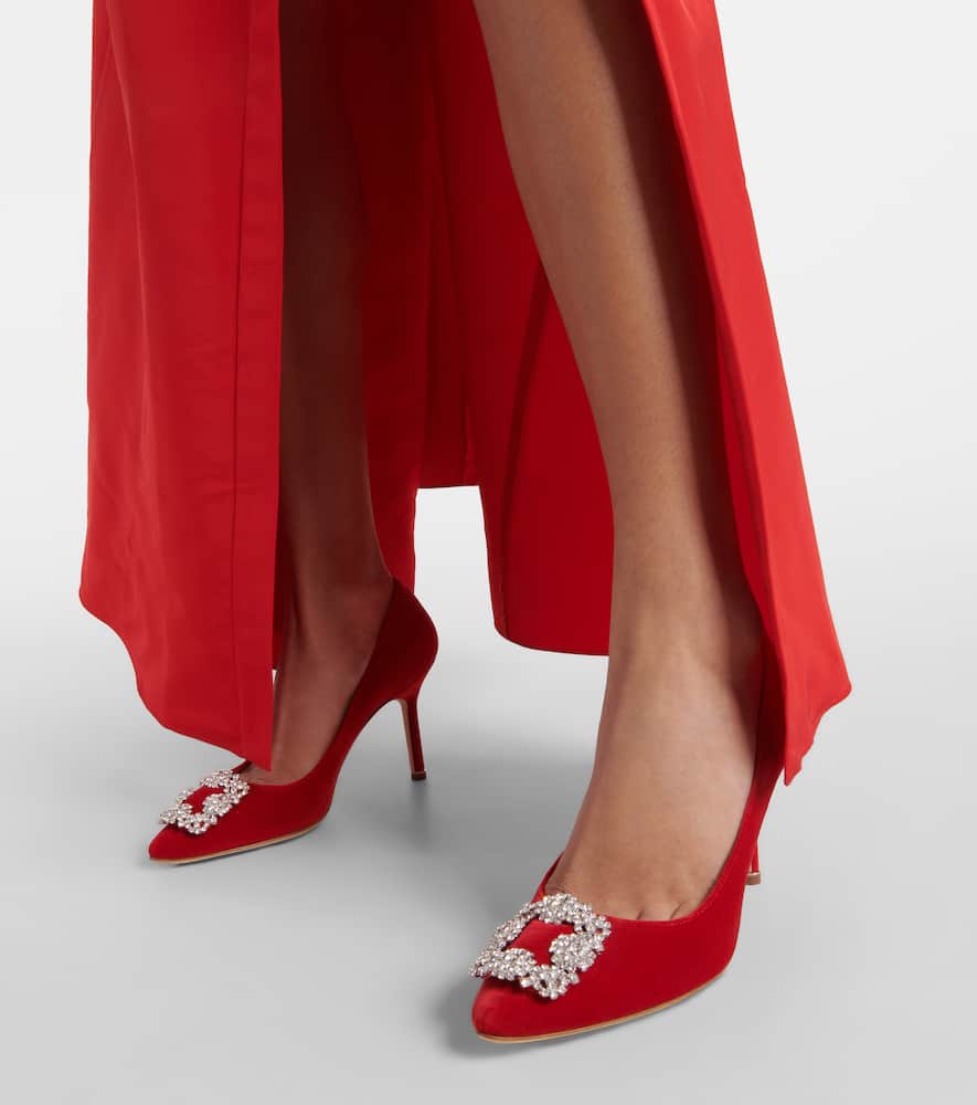 Manolo Blahnik Hangisi velvet pumps