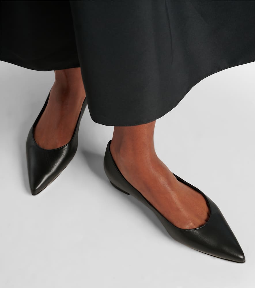 Manolo Blahnik Kietta leather ballet flats