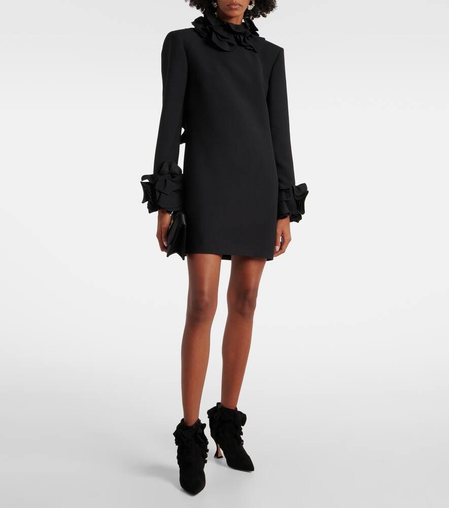 Manolo Blahnik Pompa ruffled suede ankle boots