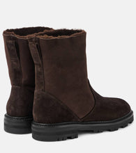 Manolo Blahnik Tomosa suede ankle boots